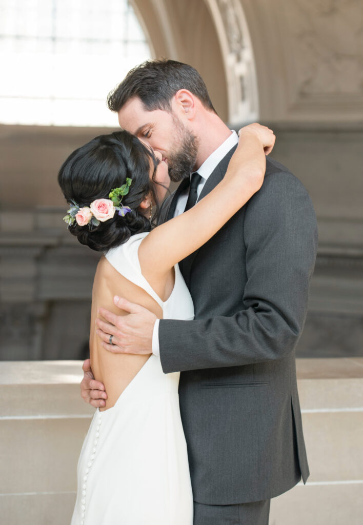 Timeless Weddings and elopements at San Francisco City Hall